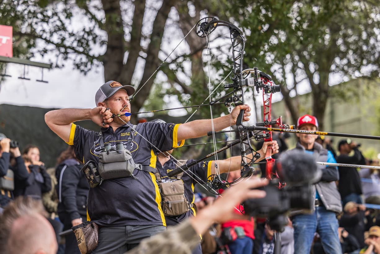 Kyle Douglas Professional Archer | World Champion | Bowhunter